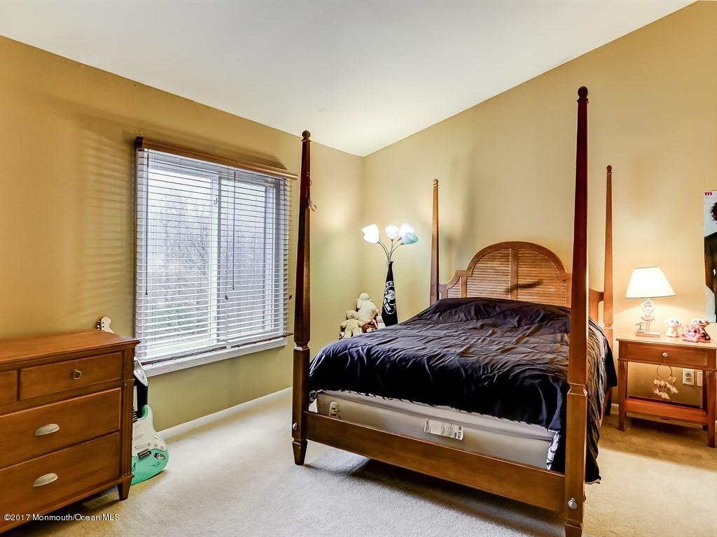 2 Black Pine Ln, Brielle, NJ 08730 photo 16