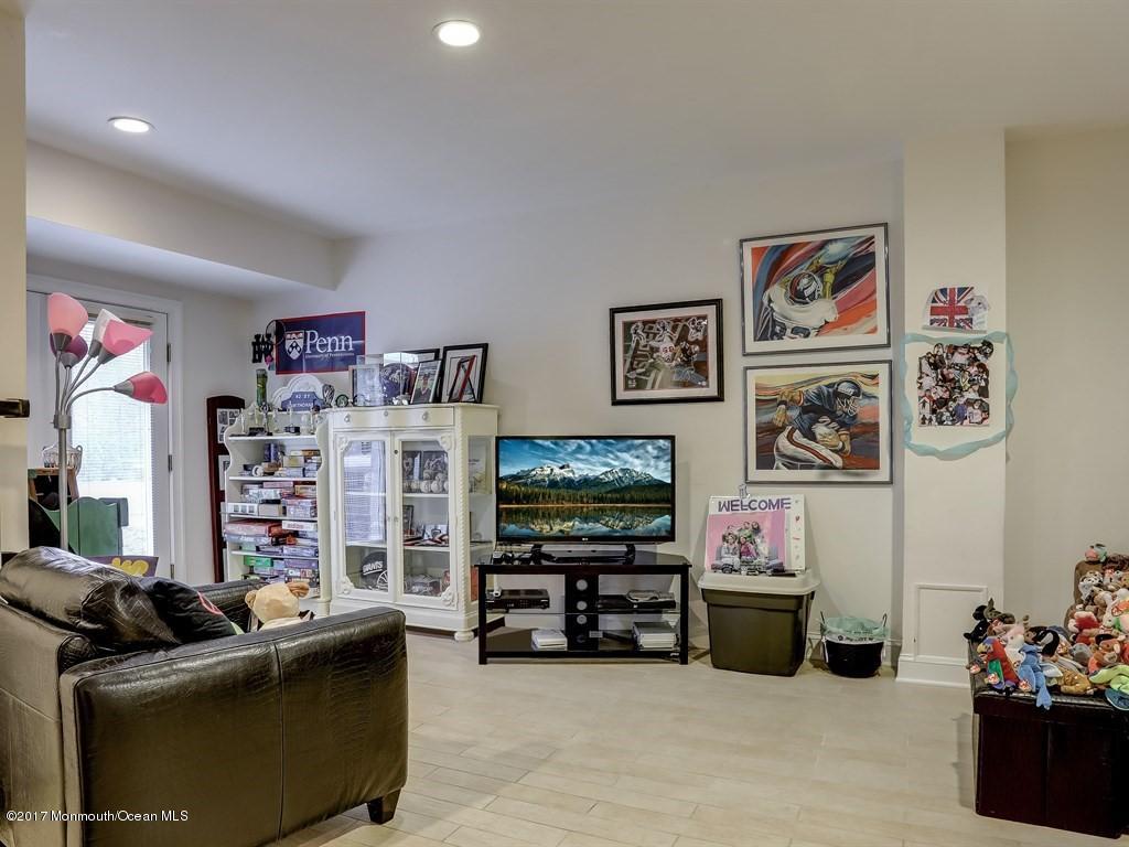2 Black Pine Ln, Brielle, NJ 08730 photo 13