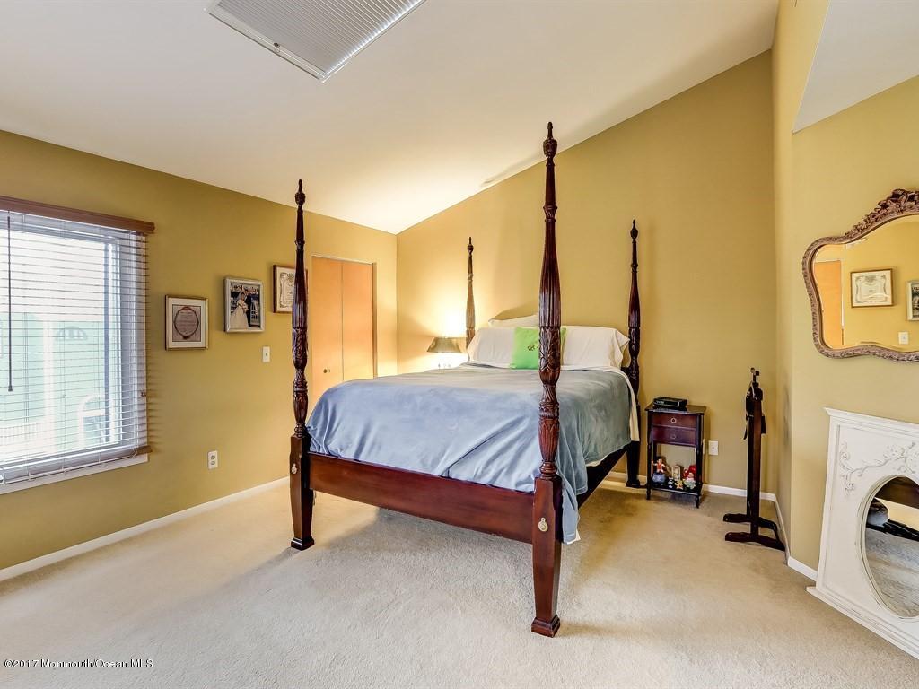 2 Black Pine Ln, Brielle, NJ 08730 photo 14