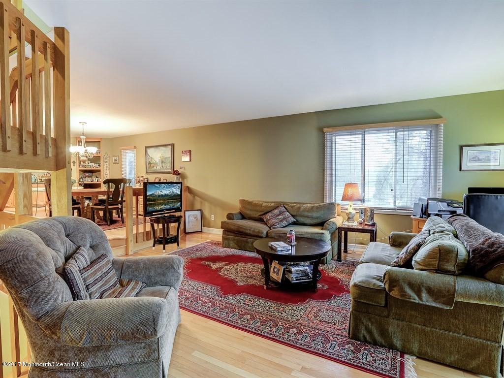 2 Black Pine Ln, Brielle, NJ 08730 photo 5