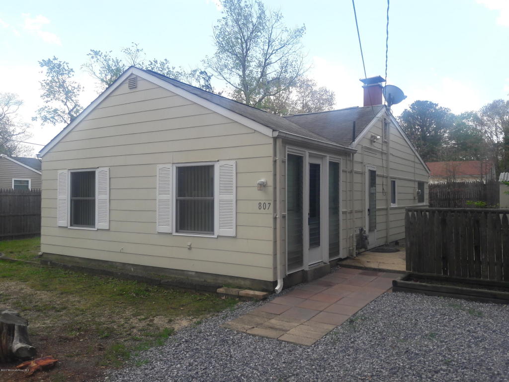 807 Beach Blvd, Forked River, NJ 08731 photo 1