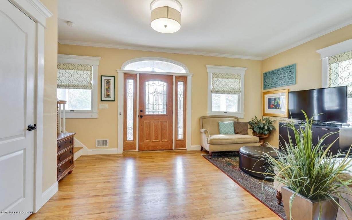 8 3rd St, Rumson, NJ 07760 photo 4
