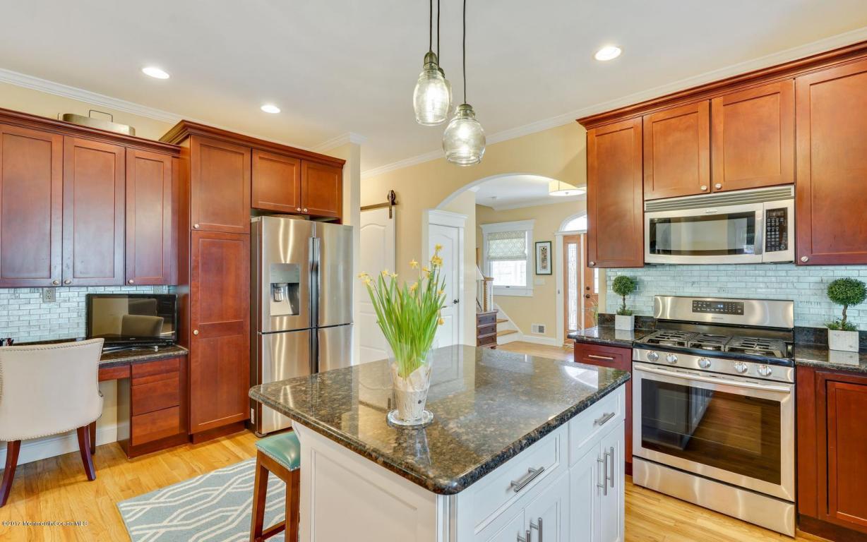 8 3rd St, Rumson, NJ 07760 photo 10