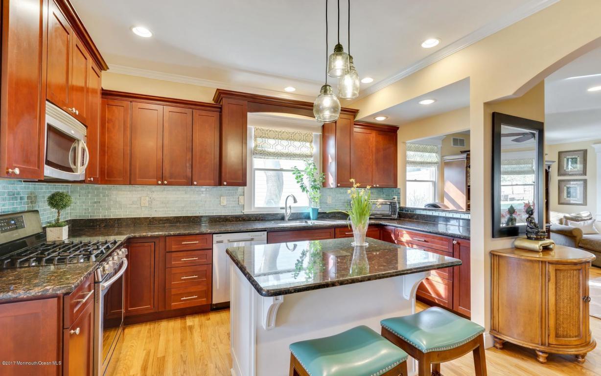 8 3rd St, Rumson, NJ 07760 photo 7