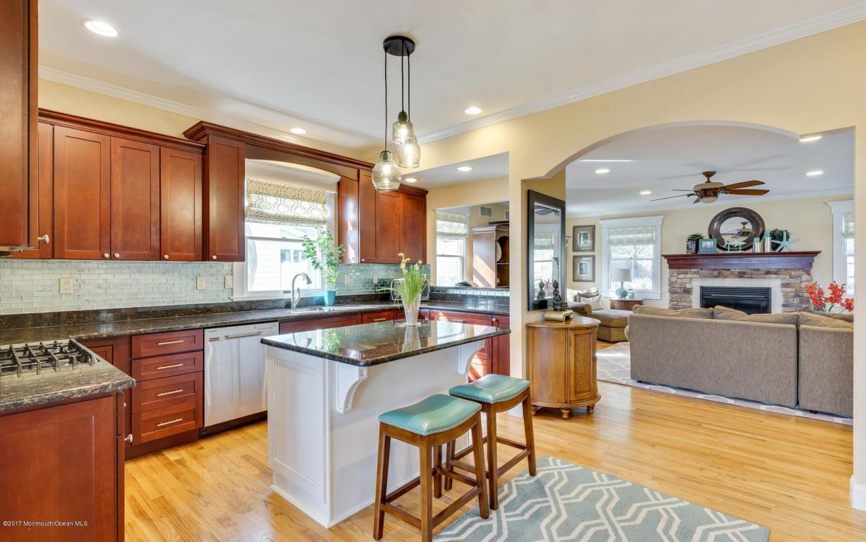 8 3rd St, Rumson, NJ 07760 photo 6