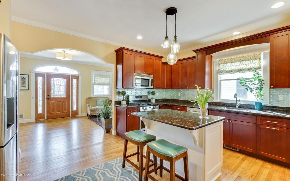 8 3rd St, Rumson, NJ 07760 photo 9