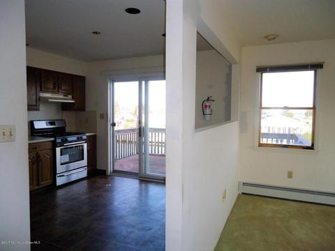 2 Capstan Rd, Waretown, NJ 08758 photo 13