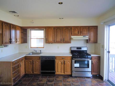 2 Capstan Rd, Waretown, NJ 08758 photo 14