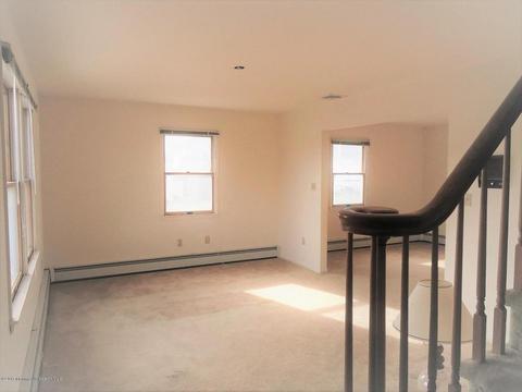 2 Capstan Rd, Waretown, NJ 08758 photo 4