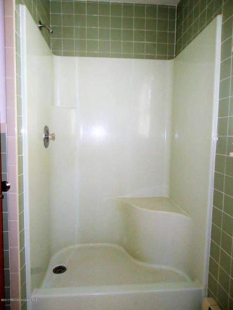 2 Capstan Rd, Waretown, NJ 08758 photo 9