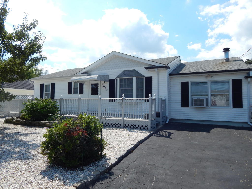 1027 Orlando Dr, Forked River, NJ 08731 photo 1