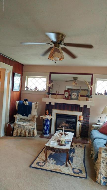 23 Brookside Rd, Leonardo, NJ 07737 photo 4