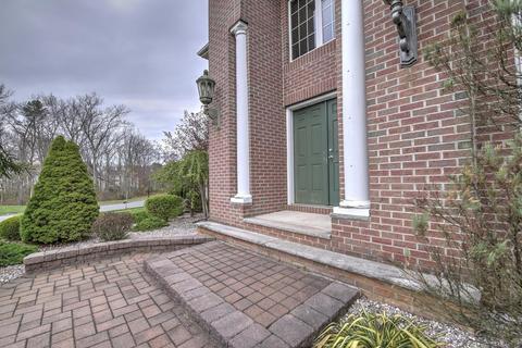 1 Austin Ct, Jackson, NJ 08527 photo 3