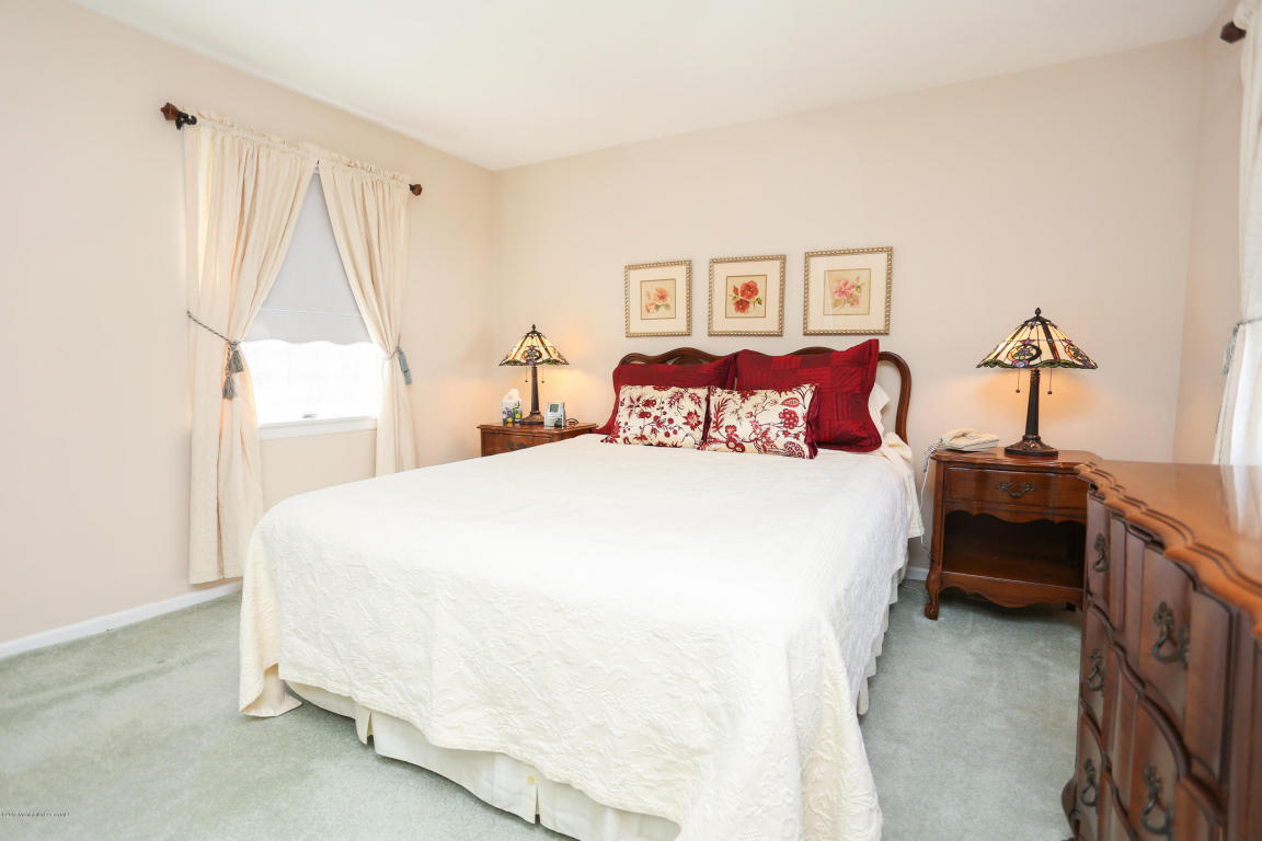 47 Nautilus Dr, Leonardo, NJ 07737 photo 18