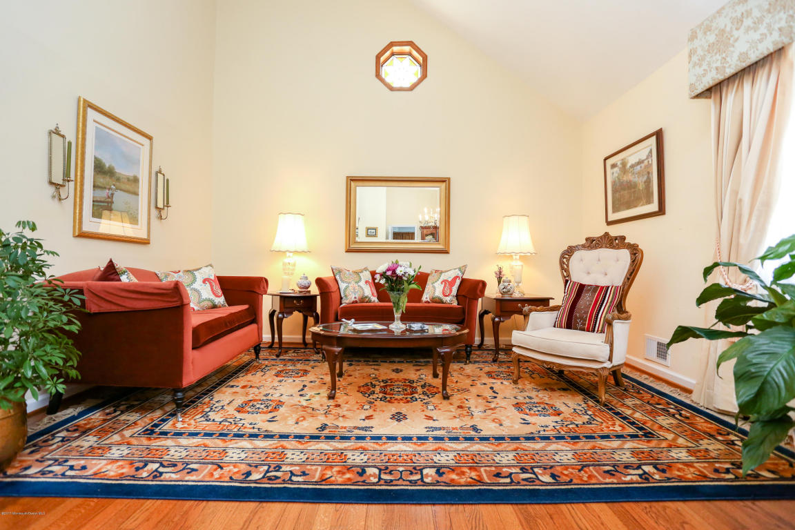 47 Nautilus Dr, Leonardo, NJ 07737 photo 8