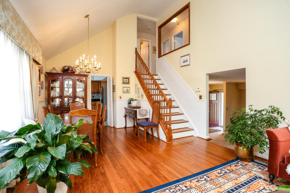 47 Nautilus Dr, Leonardo, NJ 07737 photo 10