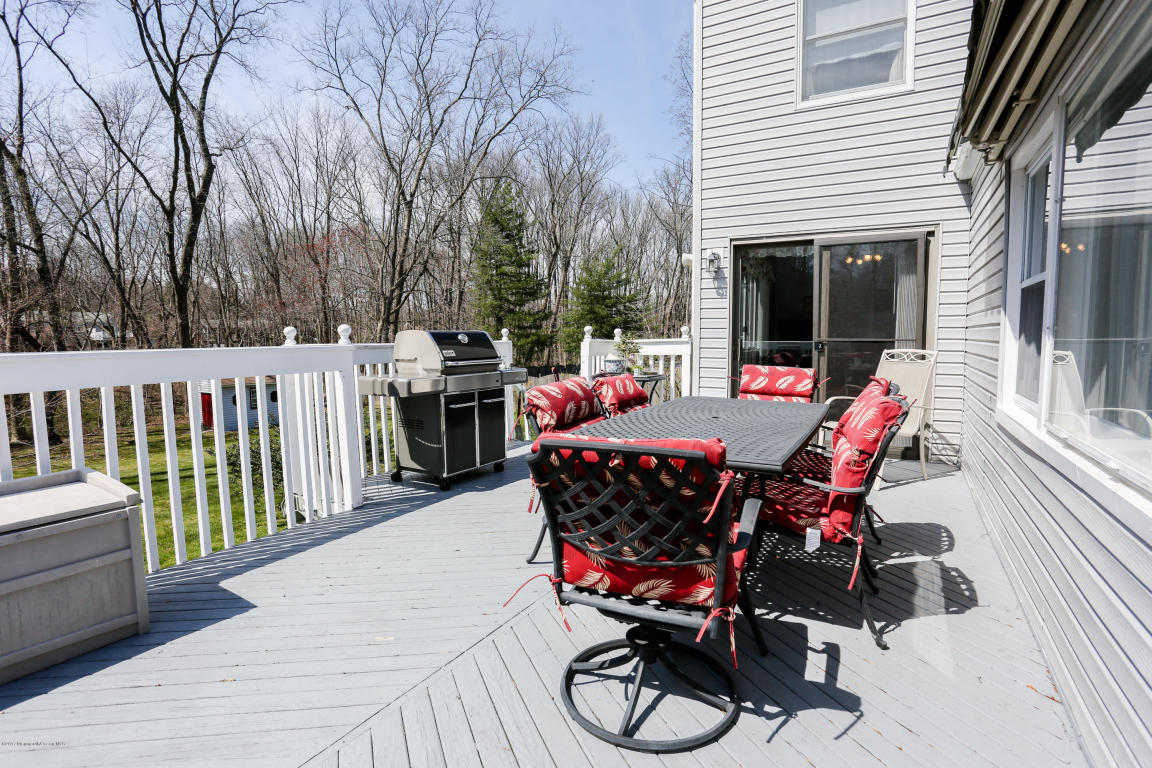 47 Nautilus Dr, Leonardo, NJ 07737 photo 28