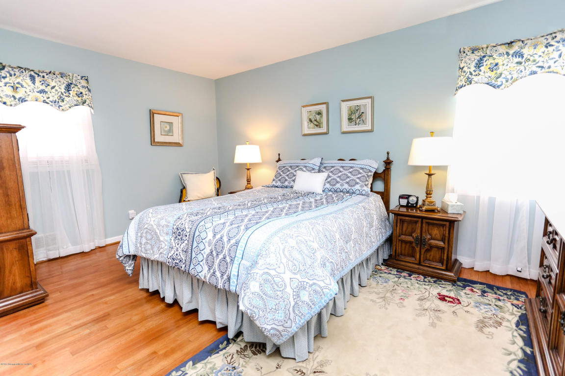 47 Nautilus Dr, Leonardo, NJ 07737 photo 25