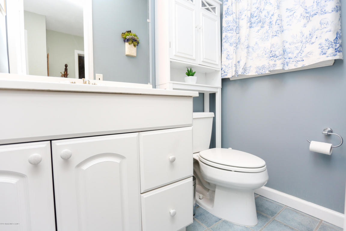 47 Nautilus Dr, Leonardo, NJ 07737 photo 12