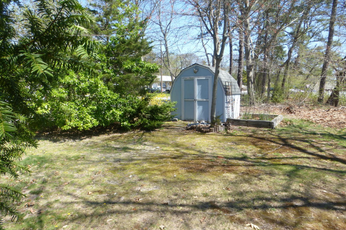 175 16th Ave, Brick, NJ 08724 photo 4