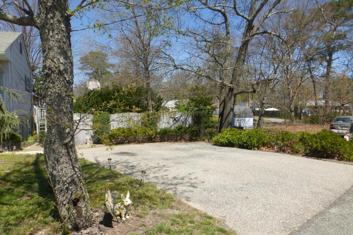 175 16th Ave, Brick, NJ 08724 photo 3