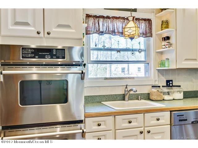 3 Avon Ln, Waretown, NJ 08758 photo 11