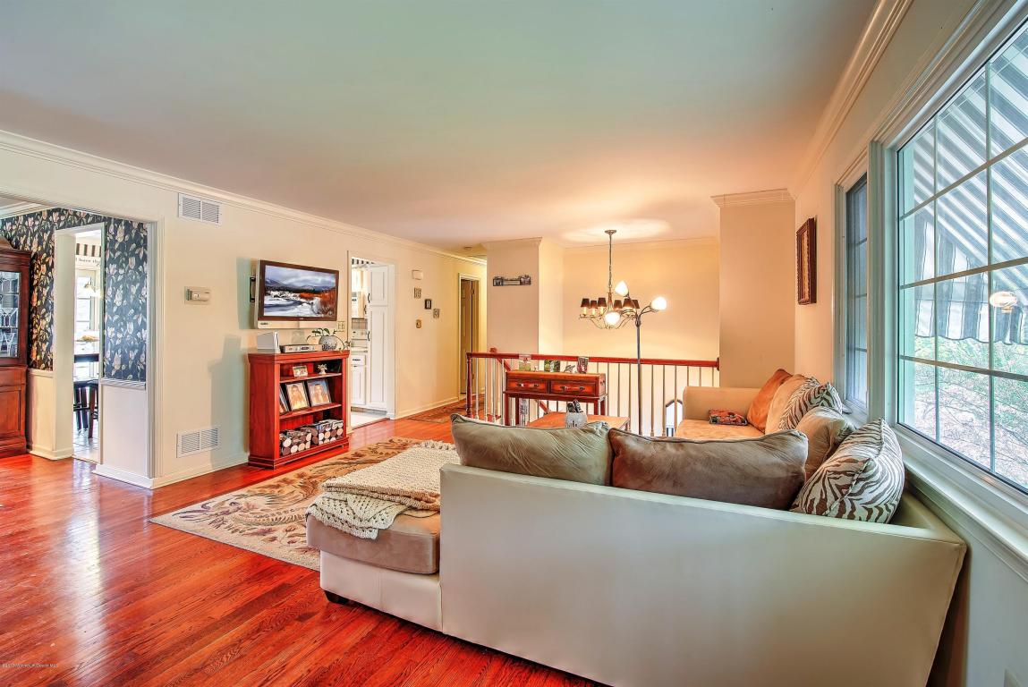 11 Stonehenge Dr, Ocean, NJ 07712 photo 4