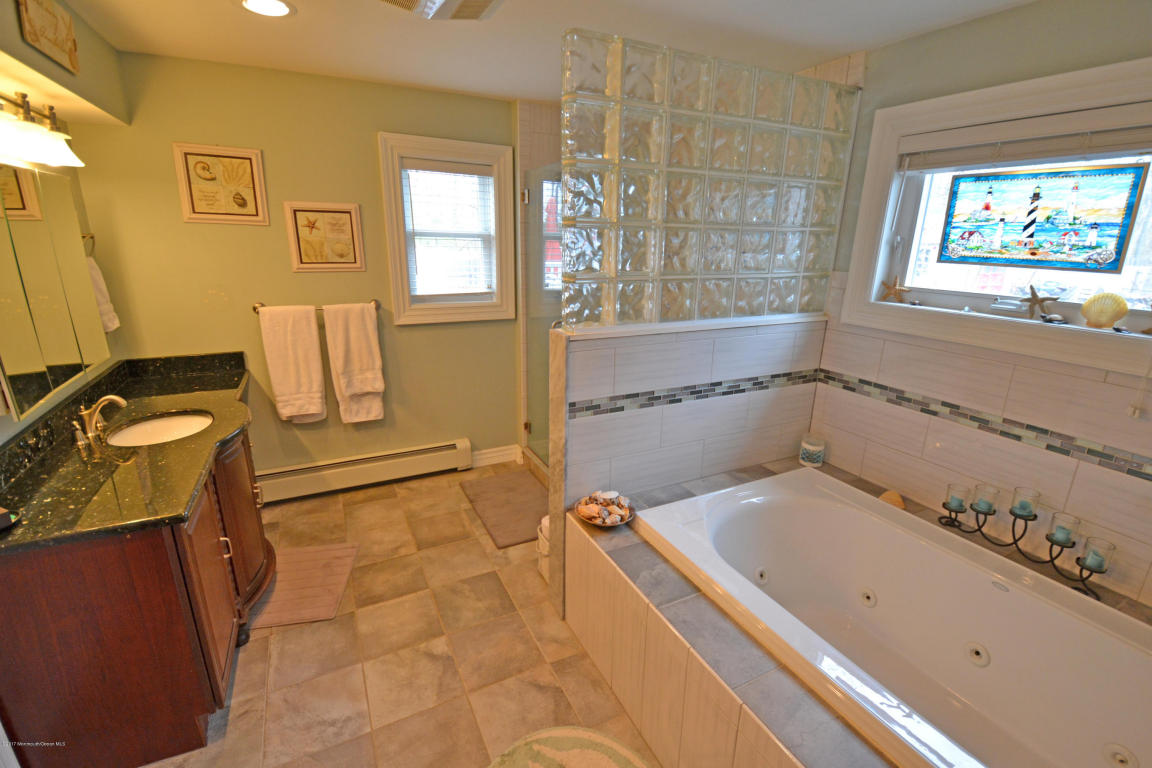 318 Constitution Dr, Forked River, NJ 08731 photo 15