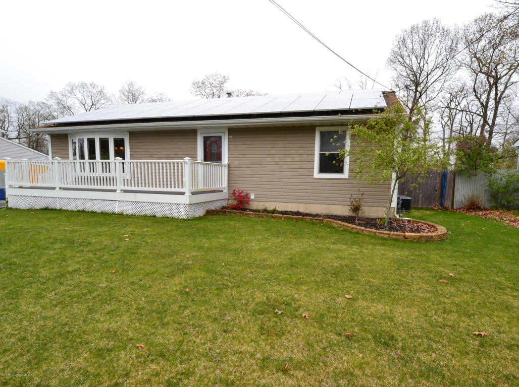 318 Constitution Dr, Forked River, NJ 08731 photo 2