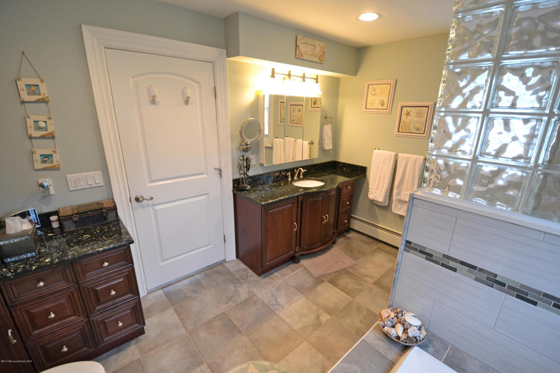 318 Constitution Dr, Forked River, NJ 08731 photo 16