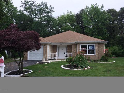 30 Chipmunk Dr, Brick, NJ 08723 photo 1