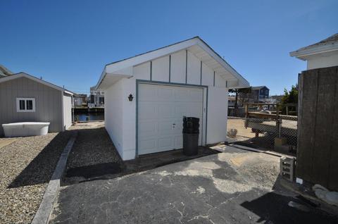 31 Commodore Dr, Brick, NJ 08723 photo 7