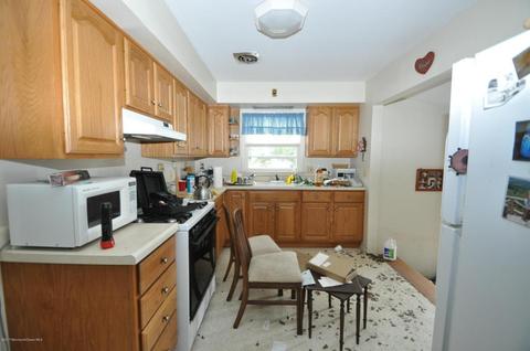 31 Commodore Dr, Brick, NJ 08723 photo 39
