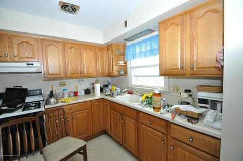 31 Commodore Dr, Brick, NJ 08723 photo 40