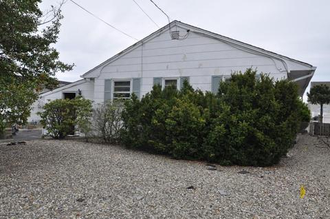 31 Commodore Dr, Brick, NJ 08723 photo 24
