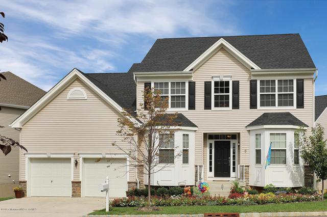 8 Birch St, Middletown, NJ 07748