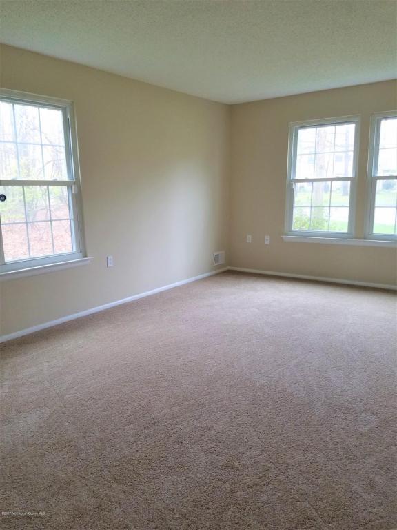 810 Daffodil Dr, Jackson, NJ 08527 photo 9