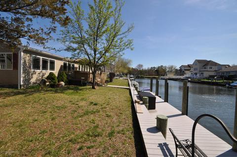 707 Chesapeake Dr, Forked River, NJ 08731 photo 4