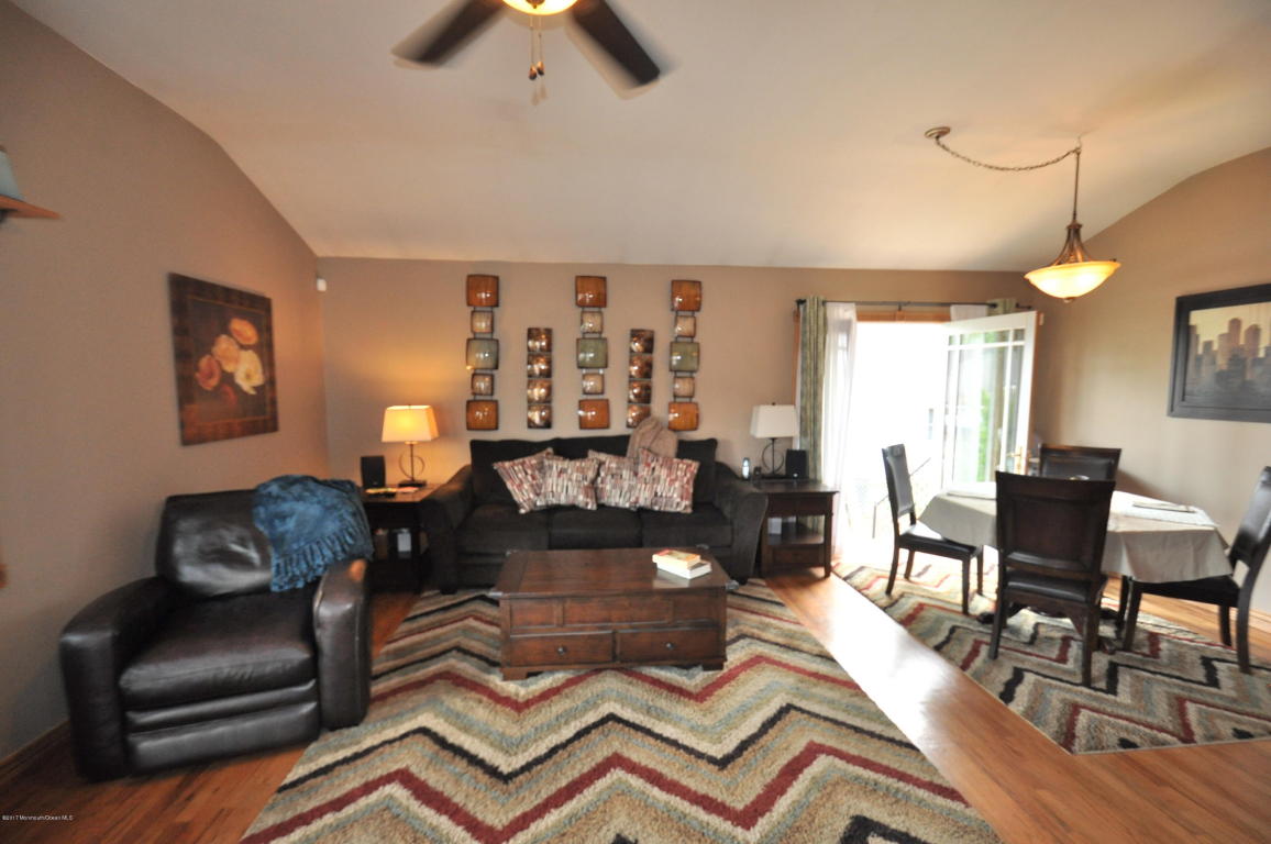 38 Boulevard E, Keyport, NJ 07735 photo 5