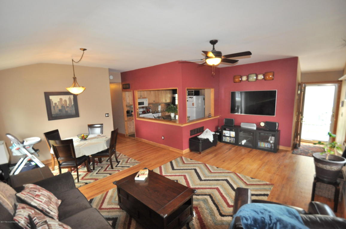 38 Boulevard E, Keyport, NJ 07735 photo 4