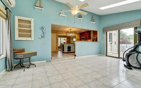 2 Wyncrest Ln, Tinton Falls, NJ 07753 photo 16
