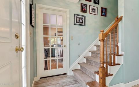 2 Wyncrest Ln, Tinton Falls, NJ 07753 photo 9