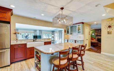 2 Wyncrest Ln, Tinton Falls, NJ 07753 photo 1