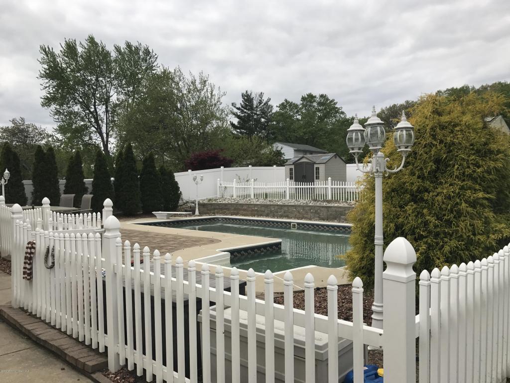 5 Mohawk Dr, Matawan, NJ 07747 photo 19