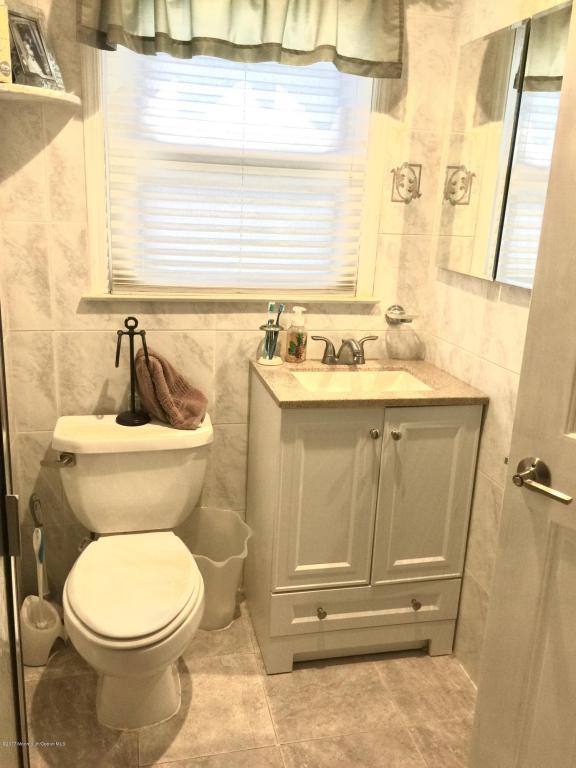 5 Mohawk Dr, Matawan, NJ 07747 photo 9