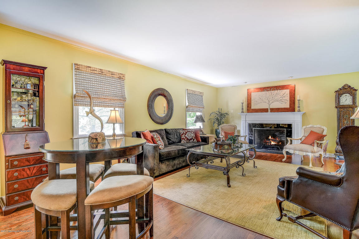 18 Gull Rd, Middletown, NJ 07748 photo 6