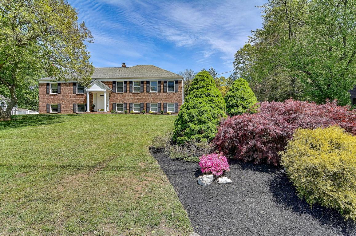 18 Gull Rd, Middletown, NJ 07748 photo 2