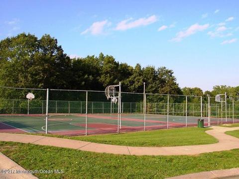 106 Daisy Ct, Jackson, NJ 08527 photo 3