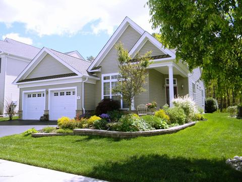 81 Arborridge Dr, Forked River, NJ 08731 photo 1
