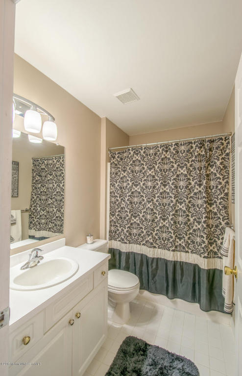 6 Pointe Cir, Jackson, NJ 08527 photo 29